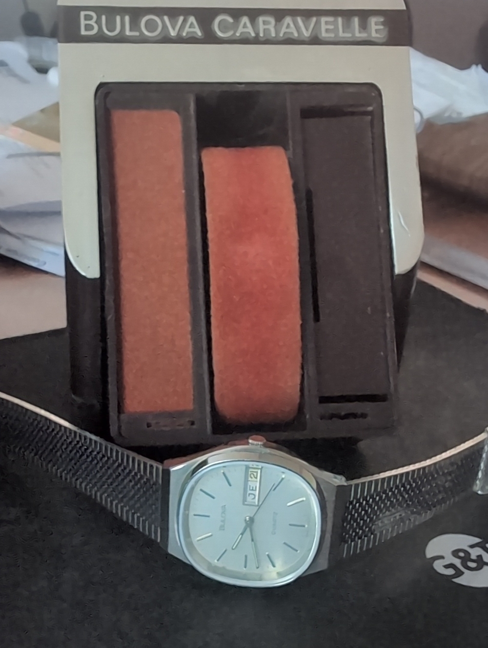 Bulova Vintage Men's Silver Mesh Bracelet Watch - Silver Dial NWOT , Circa 1990
